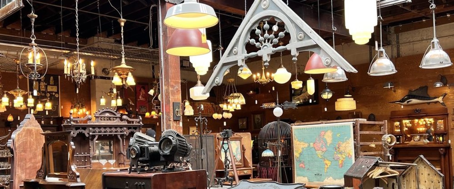 Uncovering the Hidden Gems of Vintage and Antique Toy Stores in Multnomah County, Oregon